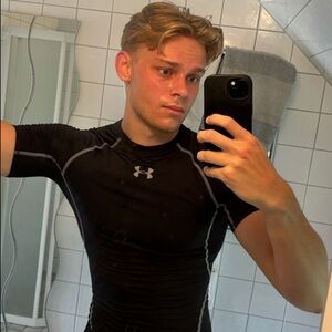 UNDER ARMOUR MEN COMPRESSION TIGHT SHIRT FOOTBALL PRACTICE WORKOUT HEATGEAR JOCK